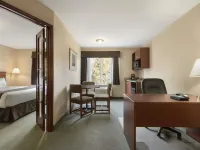 Days Inn by Wyndham Thunder Bay North Hotels in Thunder Bay