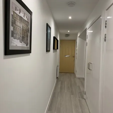 Clyde Waterfront Apartments