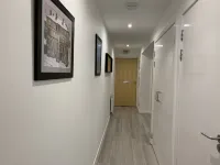 Clyde Waterfront Apartments - พร้อมระเบียง