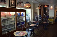 The Aerie Bed and Breakfast Hotel di New Bern