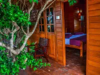Lake Villa Resort Hotels in der Nähe von Internationaler Flughafen Mattala Rajapaksa