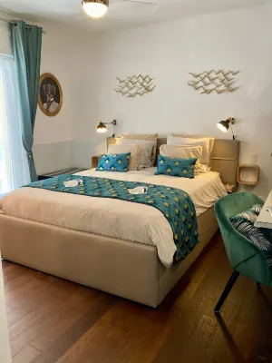 Cannes City B&B Hotel in zona Port de la pointe Croisette