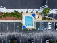 Microtel Inn & Suites by Wyndham Palm Coast I-95 - Pools