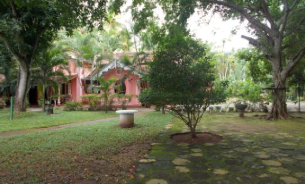 Villa Sunshine Hotel
