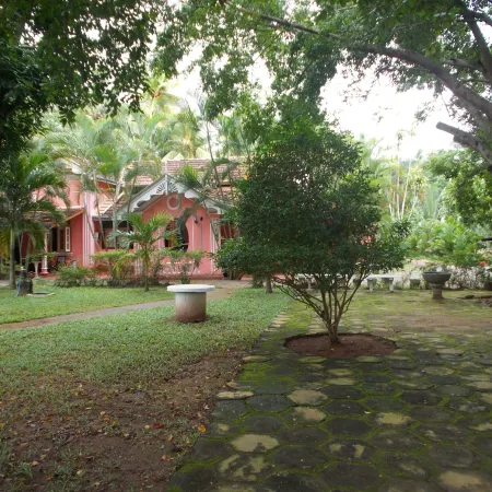 Villa Sunshine Hotel