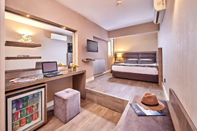 The New Hotel Zeybek