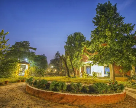 Tribal Wood Resort Hotels in Mandla