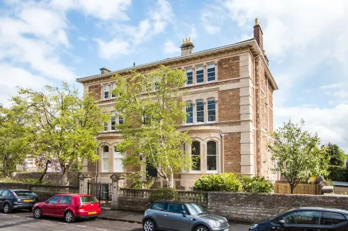Beaufort House Apartments from Your Stay Bristol Hotels in Easton in Gordano