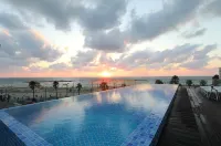Herbert Samuel Opera Tel Aviv - Pools