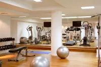 Hotel Atrium - Gym