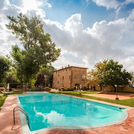 Residence Borgo San Lorenzo a Linari
