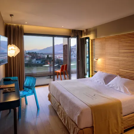 Essence Hotel