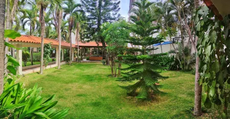 Acuarium Suite Resort