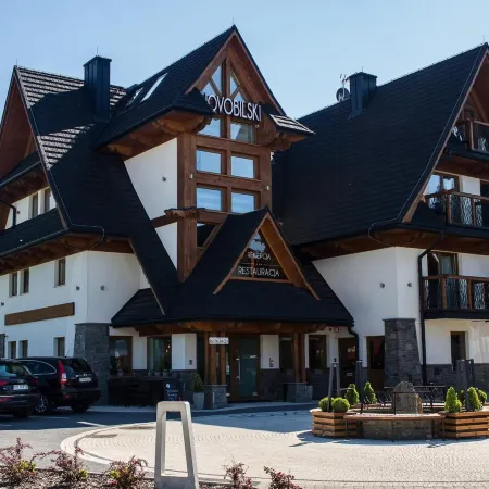 Novobilski - Pod Stokiem Kotelnica, Obok Termy Bania