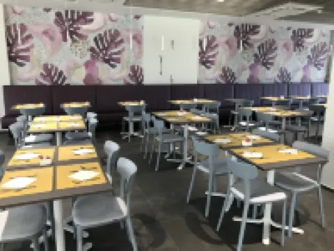 約曼米生活風格套房酒店 泰拉莫省酒店