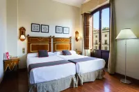 Hotel Plaza Nueva Granada