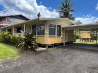 Aaron’s Cottage Hotels in Hilo