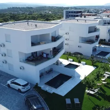 Apartments Twins with Pools