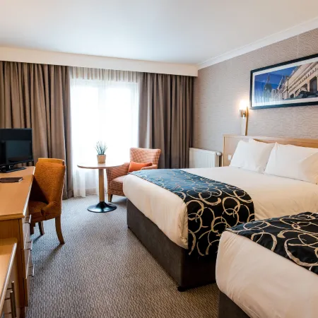 Clayton Hotel, Leeds