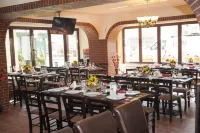 West Plaza Hotel Hotel a Chiajna