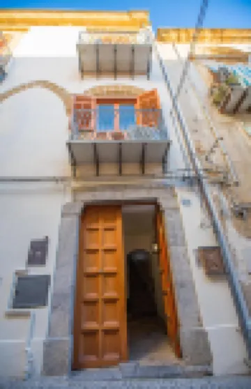 Palazzo Raho
