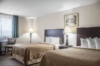 Quality Inn - Niagara Falls Blvd Hôtels à : Niagara Falls