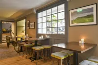 Lahinch Coast Hotel and Suites - Bữa sáng