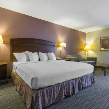 Greenstay Hotel & Suites Central