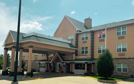 Heritage Hotel and Suites Отели в г. Старк