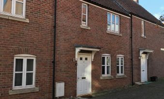 2 Crown Barton