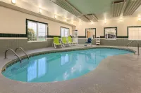 Country Inn & Suites by Radisson, Salina, KS Hotel a Salina