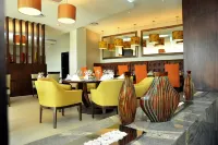 The Fairway Hotel, Spa & Golf Resort - พร้อมอาหารเช้า