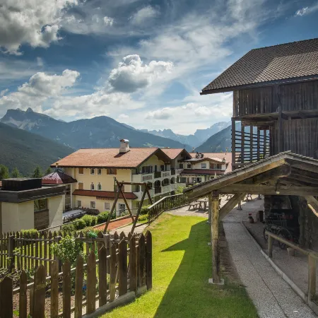 Hotel Albion Mountain Spa Resort Dolomites
