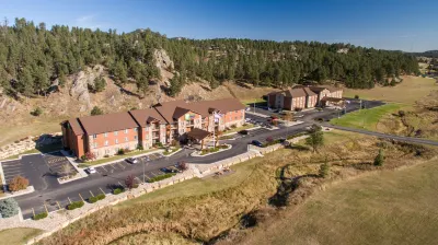 Holiday Inn Express & Suites CUSTER by IHG Hotels in 