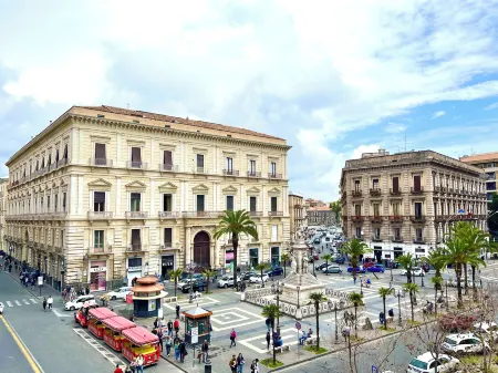 B&B Stesicoro InHabit - City Center