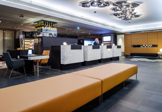 헬싱키 호텔 객실 전경