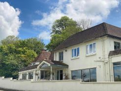 Shillingford Bridge Hotel
