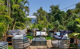 The Palmview and Sandpiper Inns