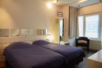 Focus Hotel فنادق في Sint-Denijs