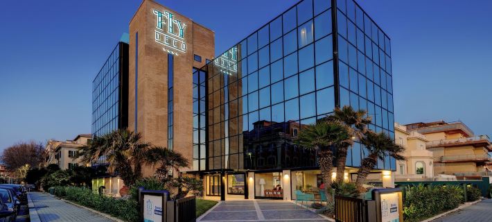 Fly Decó Hotel Отели в г. Рим