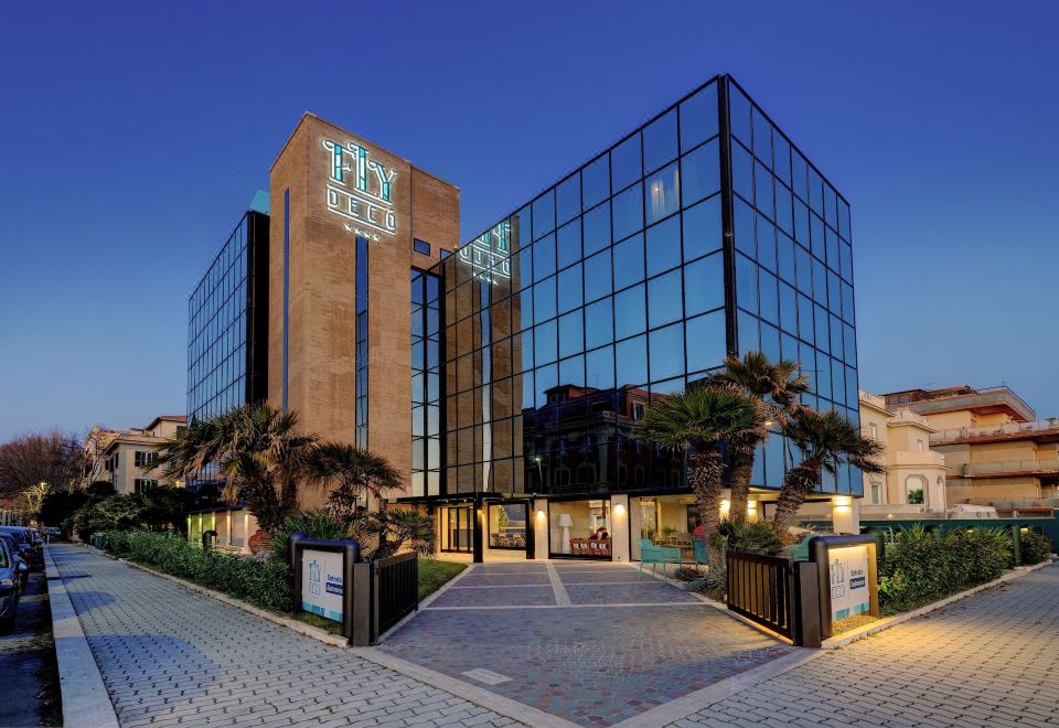hotel overview picture