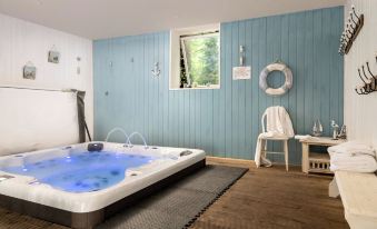 Webbington Farm Holiday Cottages