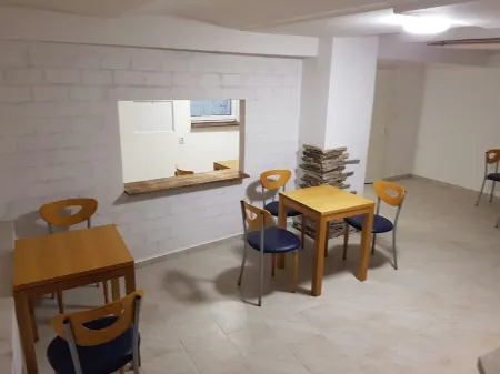 Pension Haus Baron 4 Mühlheim Отели в г. Мюльхайм-на-Майне