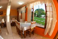 Pousada Baía dos Corais Hotels in Penha