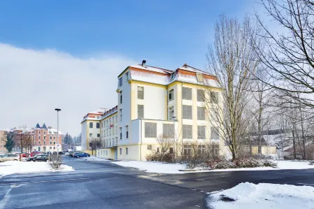 Hotel Alte Klavierfabrik Meißen Отели рядом со станцией Meißen