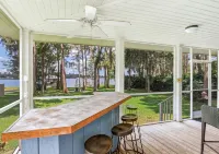 A perfect Lake House get away