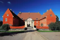 Villa Brunnby - parking