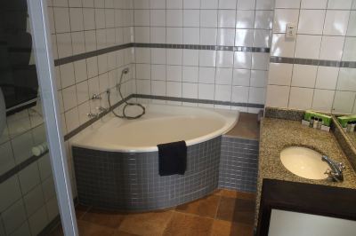 Suite The Caledon Hotel Photo