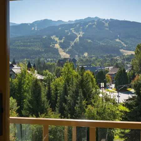 Cascade Lodge
