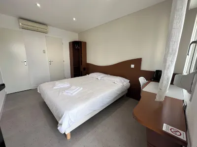 Halte Hotel Hotels in Aulnay